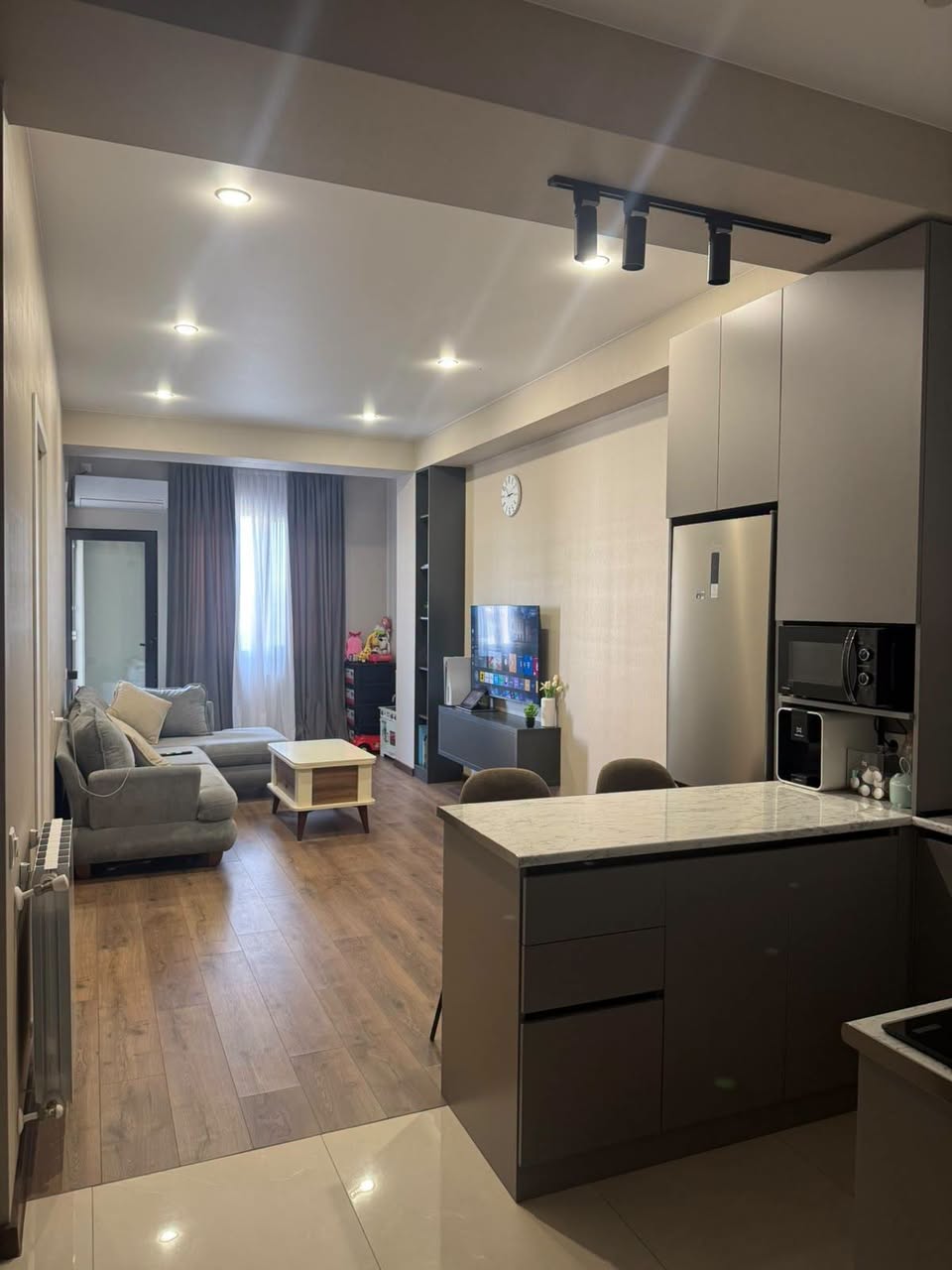 Yeni Rustavida yeni tikilən və tamamlanmış korpusda — 73,000$