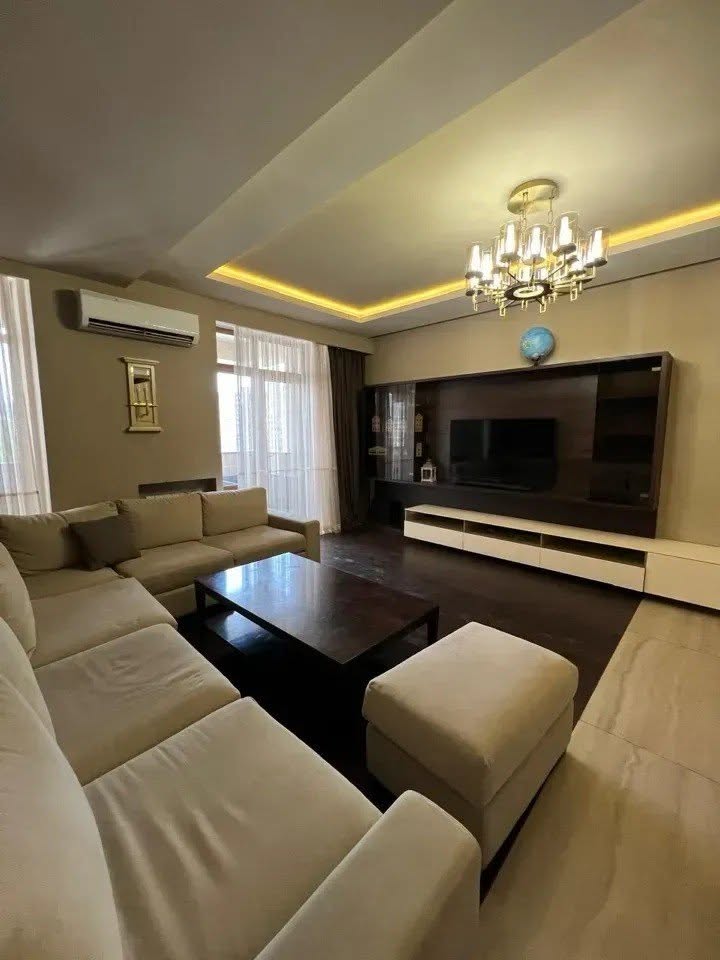 3 otaqlı mənzil satılır, İrəvan — $275,000