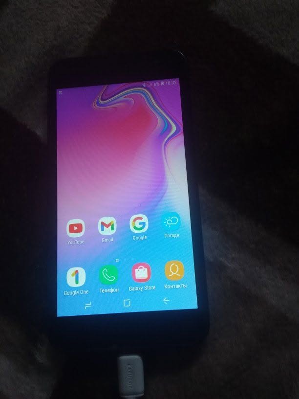 Samsung smartphone for sale