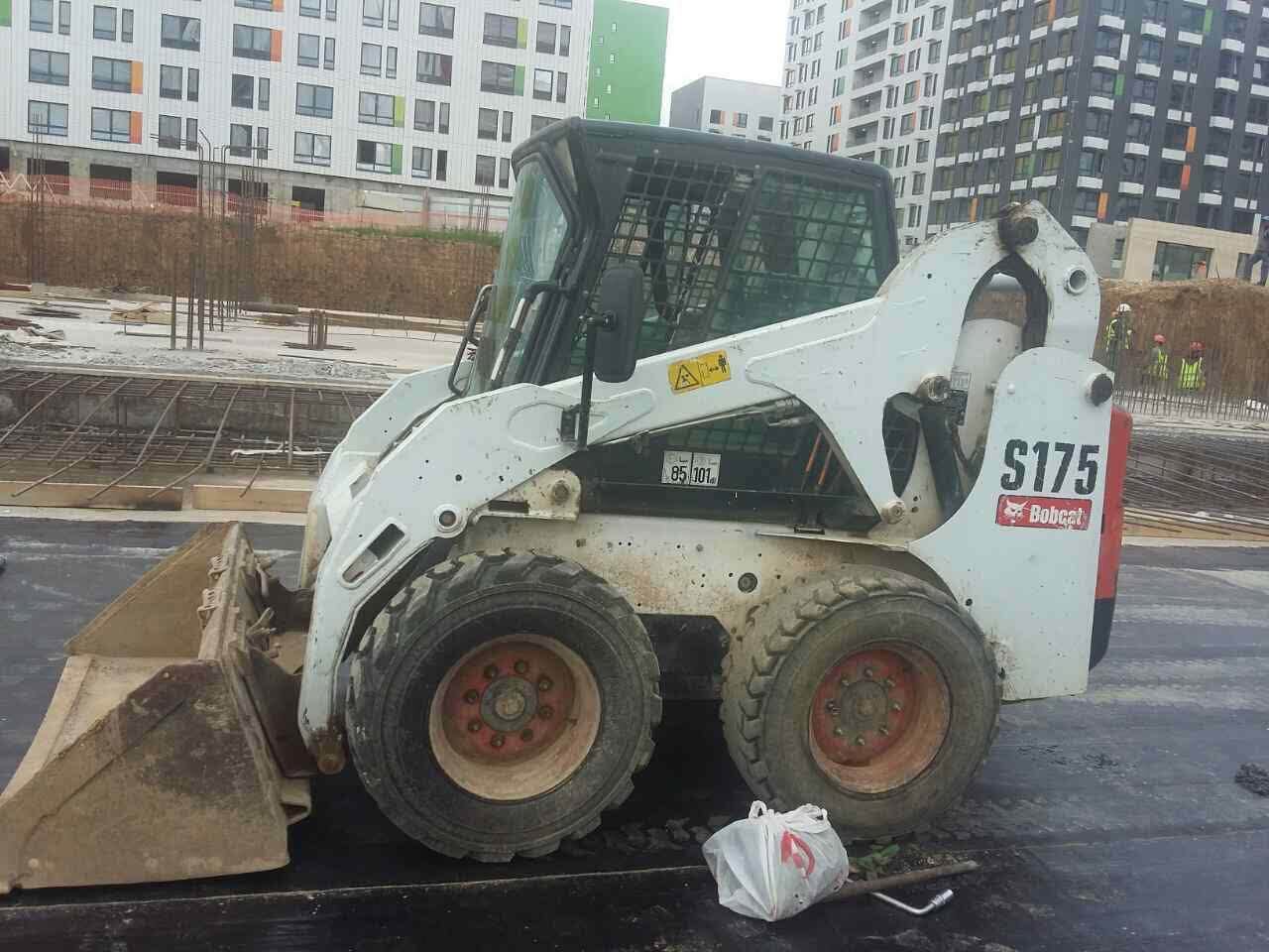 Bobcat 2007 skid-steer loader