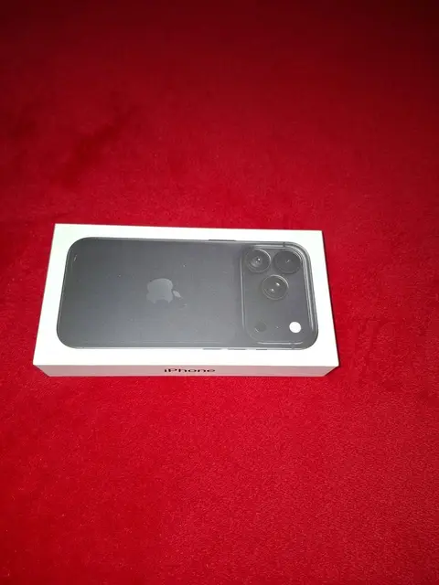 iPhone ყუთში