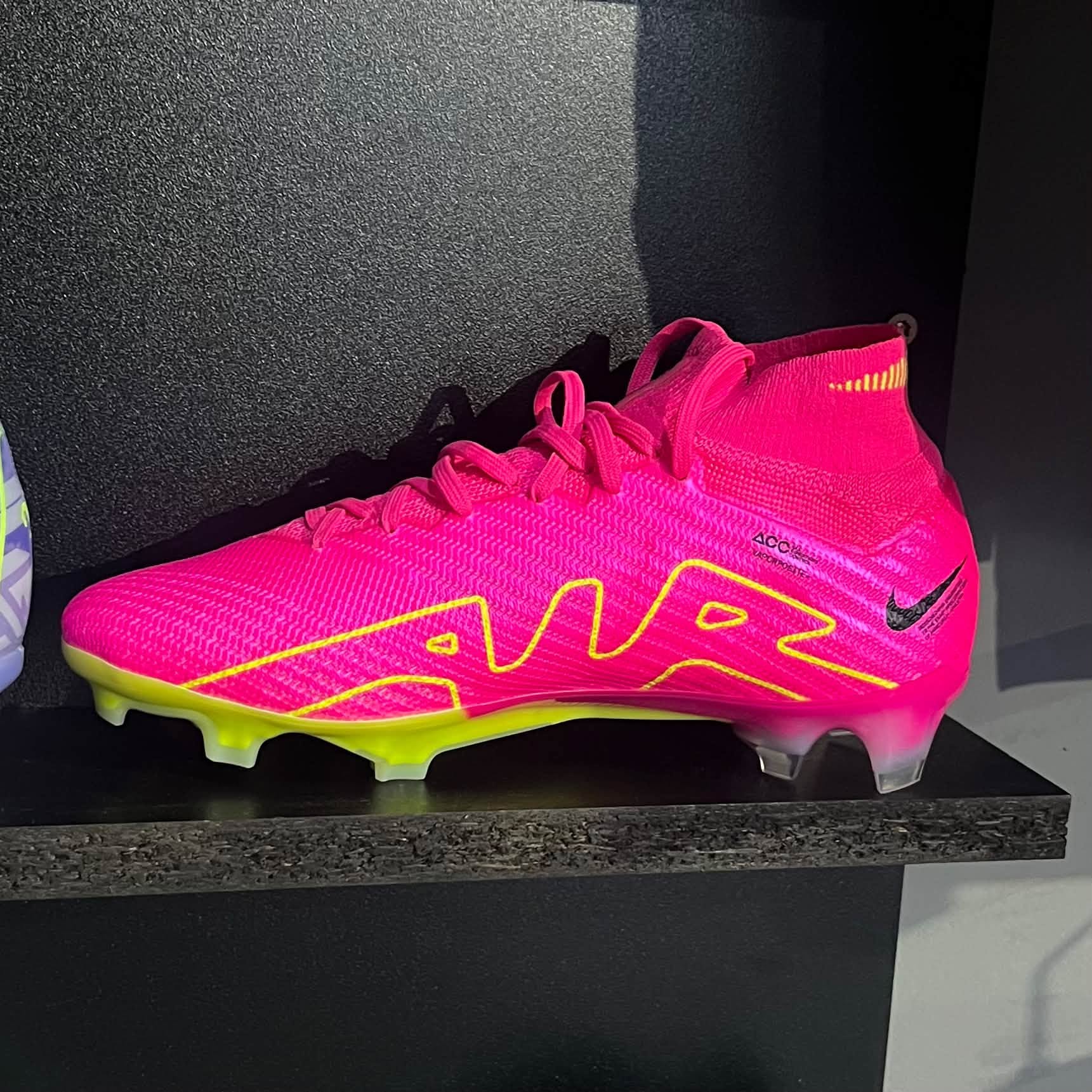 ⚽️ Новая коллекция бутс и шиповок — 60₾