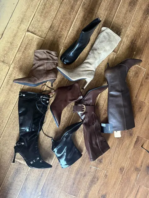 Boots, sizes 38-40