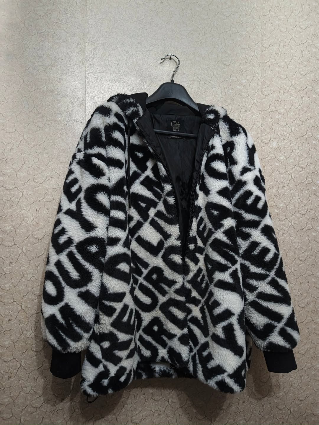 Papaqalı palto, L-XXL ölçüsü