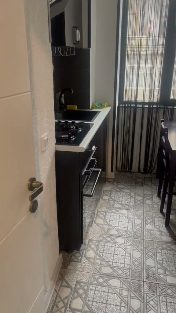 იჯარით გასაცემი ბინა, თბილისი — $1,200