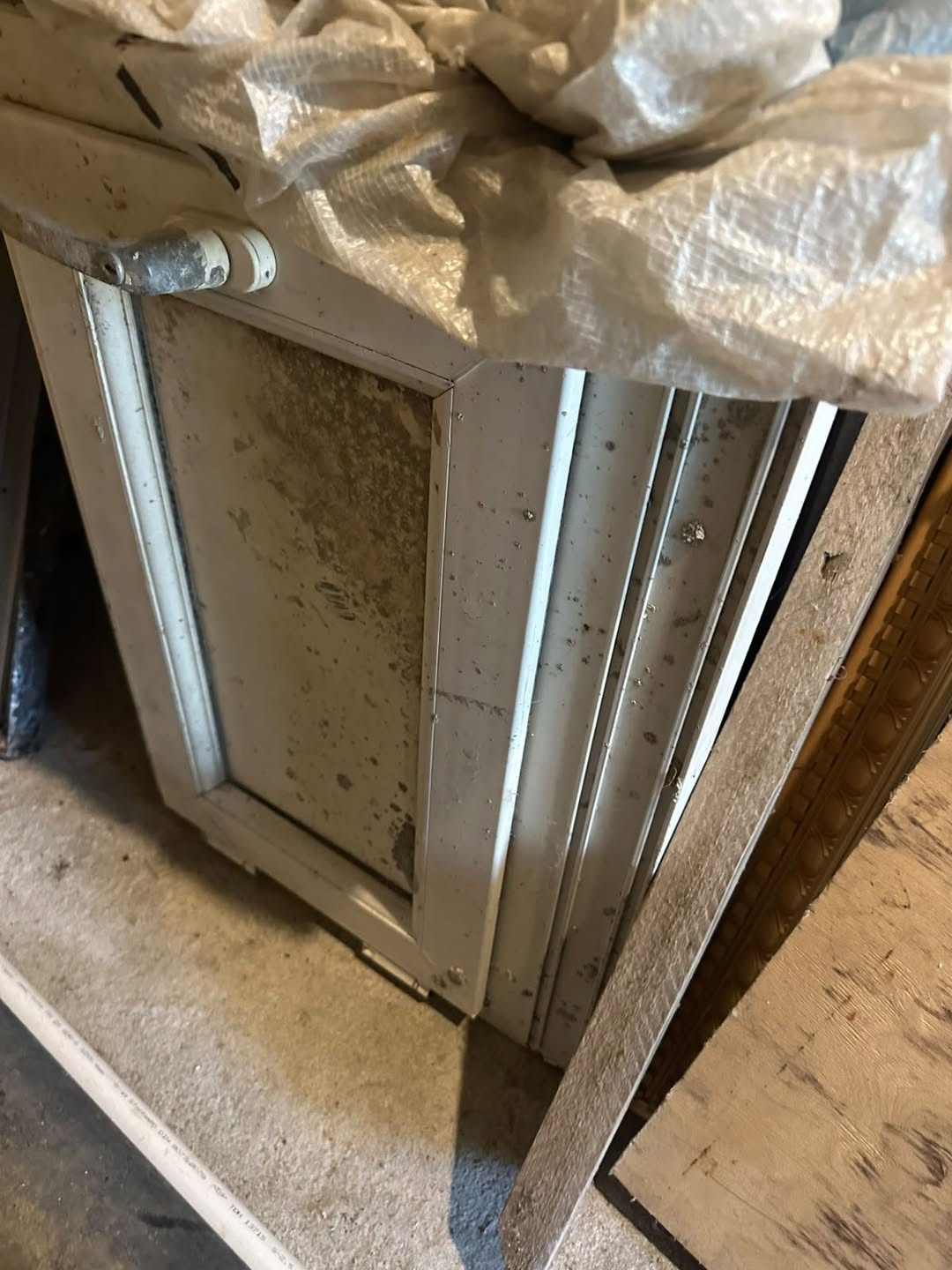 Furniture — 50₼