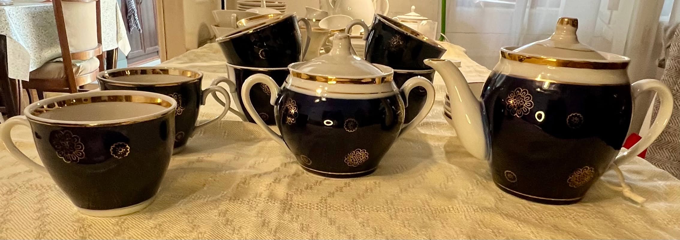 Satılır gözəl çay servis mükkəmət