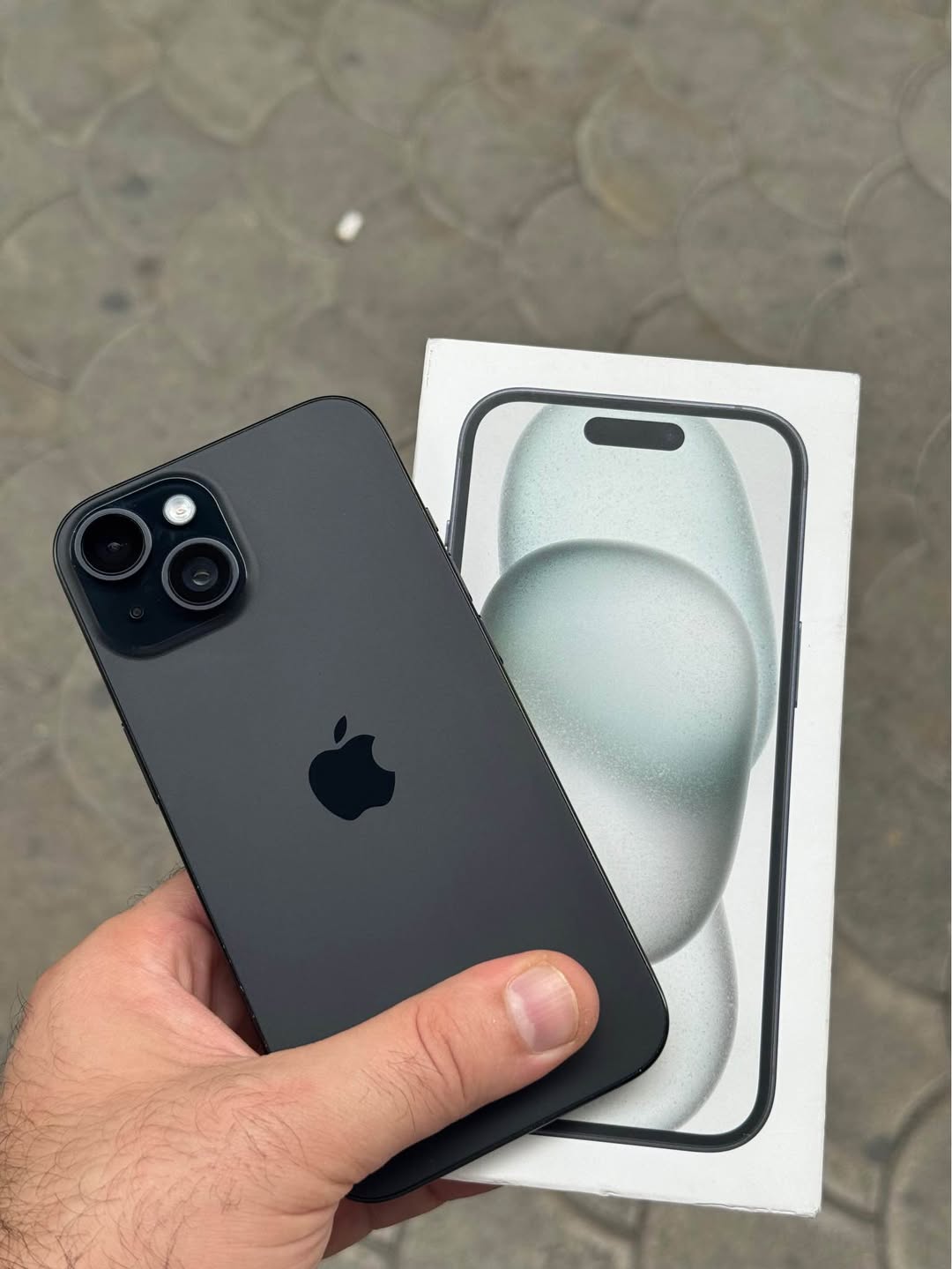 iPhone 15 მეხსიერება : 128 — 1 200₾