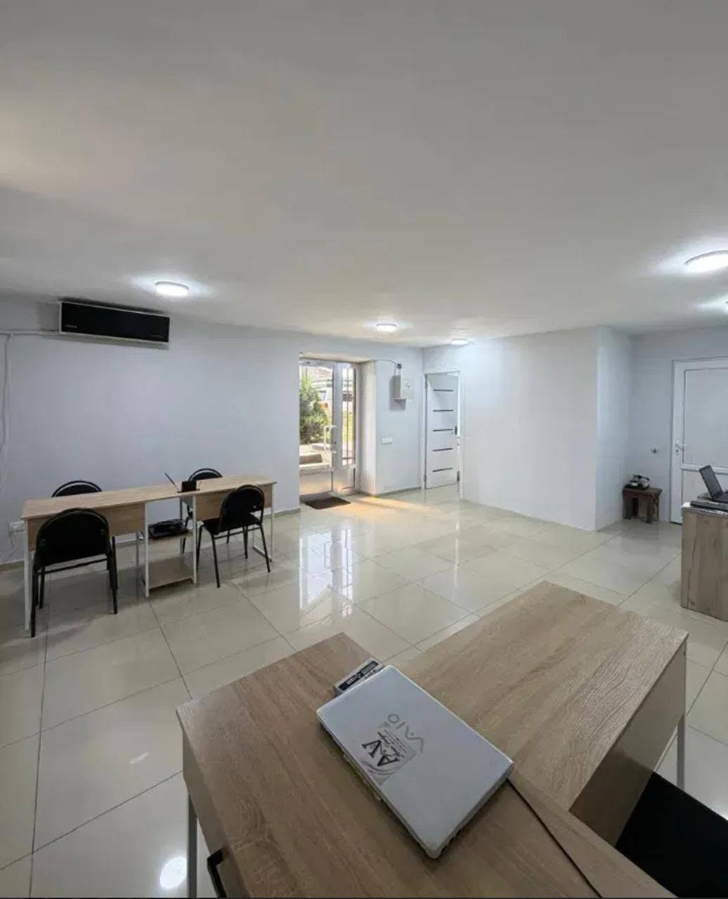 Evin satışı var, Erivan — $300,000