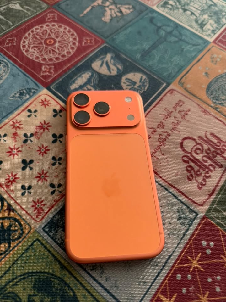 İdeal durumda 17 Pro 256GB fiyatı 2850₾