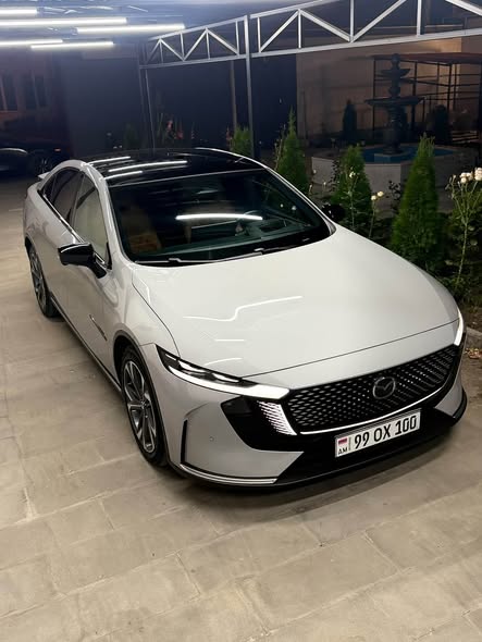 Mazda 2025