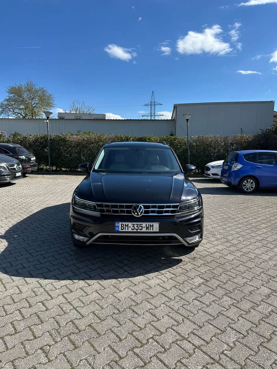 Volkswagen Tiguan 2018 — $12,000
