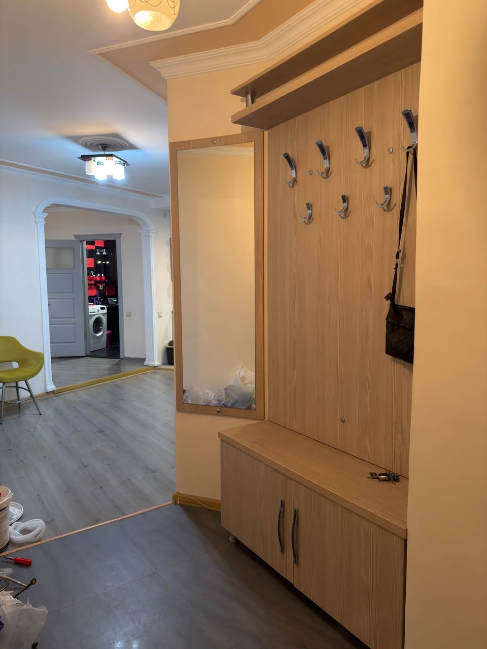 Angisi 2 VOX korpusunda daire kiraya veriliyor. — 1,000$