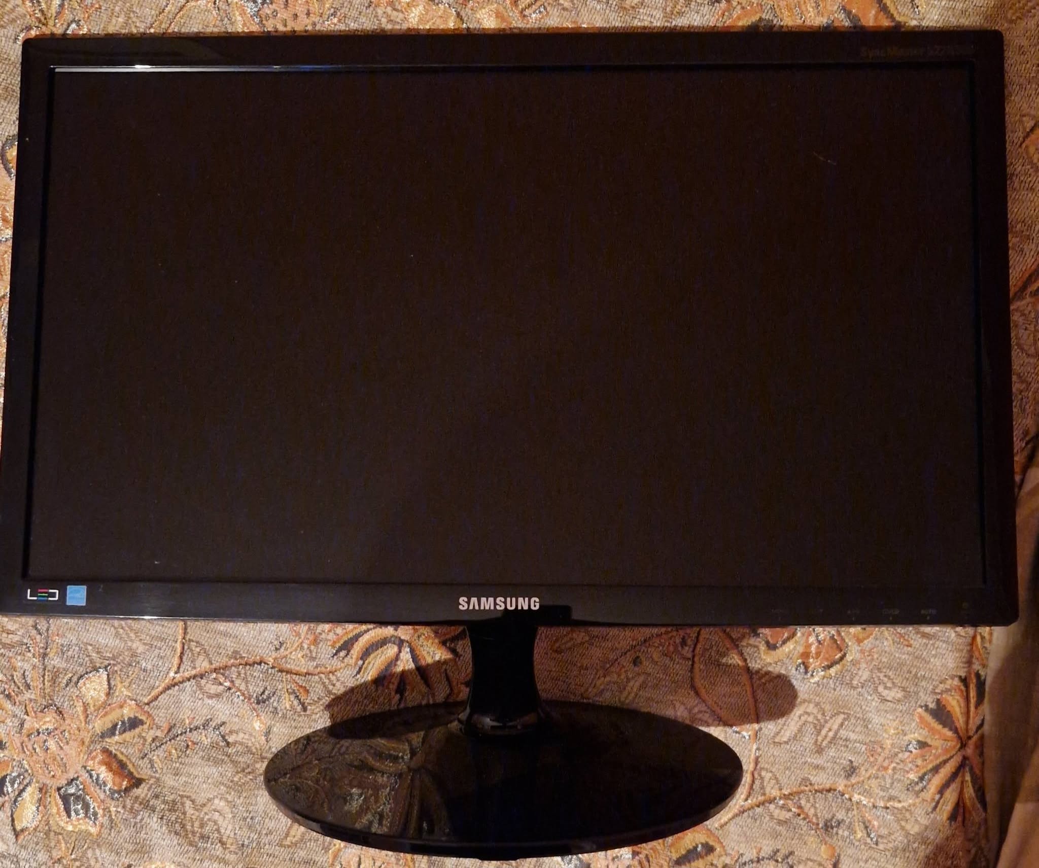 Bilgisayar monitörü satılık