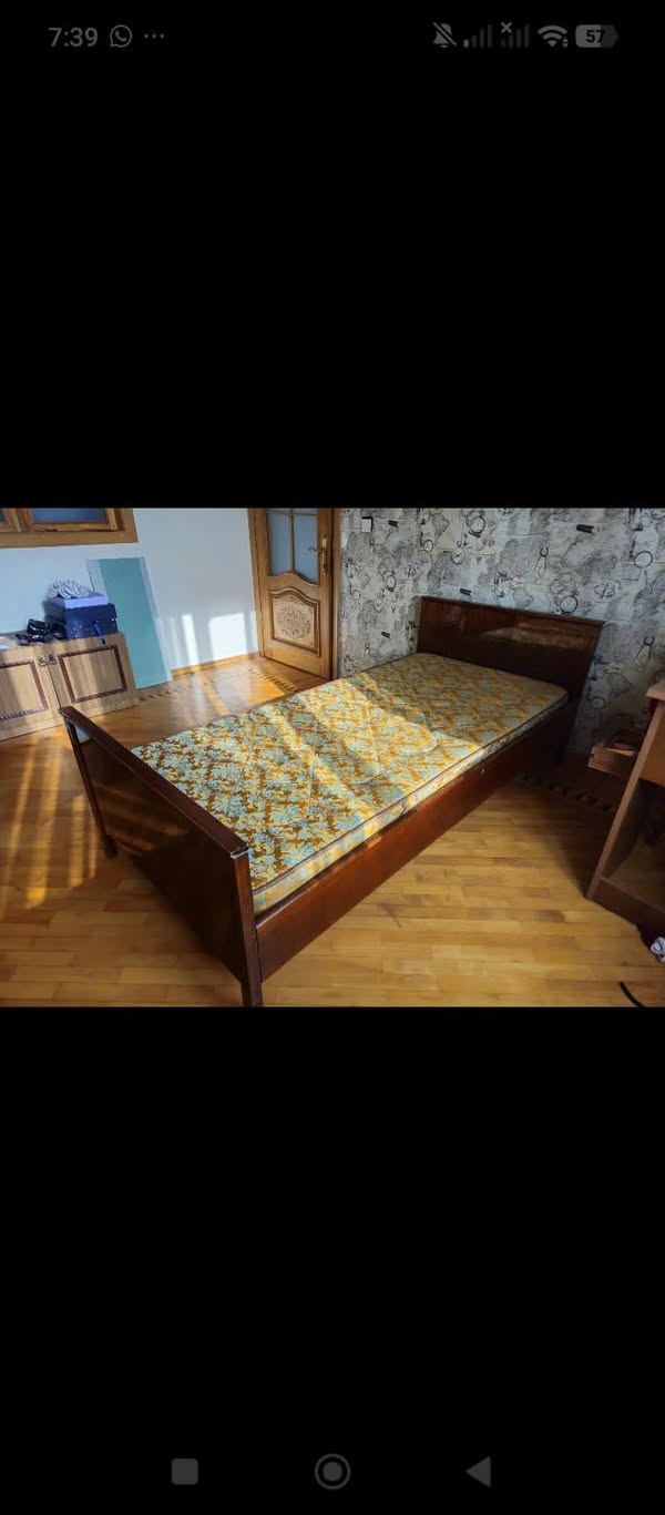 Furniture — 70₼