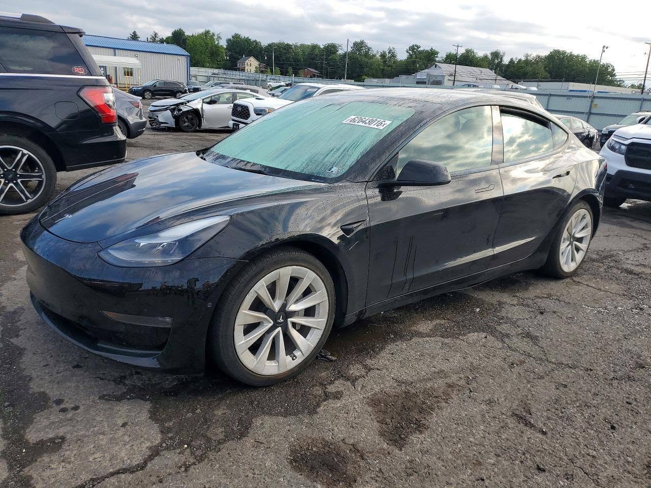 Tesla Model 3 2022