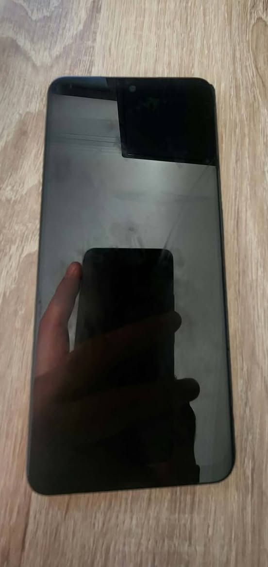Satılır və ya dəyişilir oneplus nord 3 — 400₾