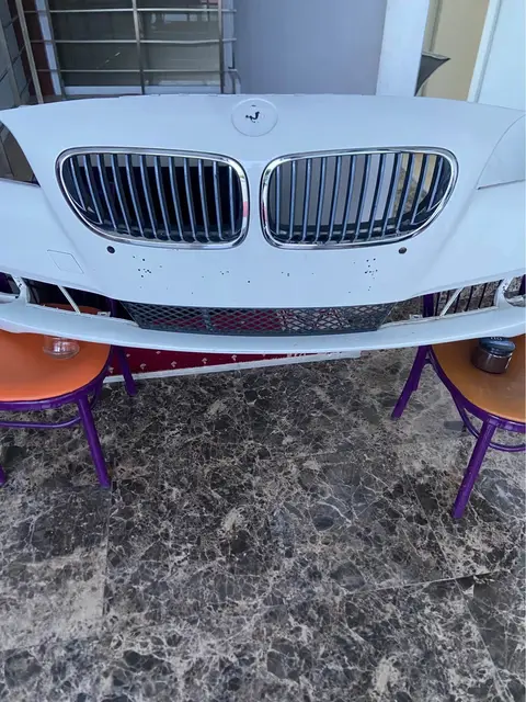BMW F10 ön tampon, çatlaksız