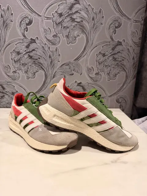 Worn once sports shoes