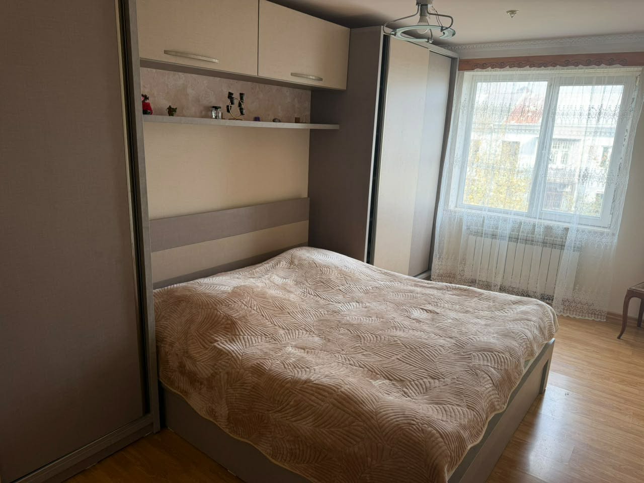 Satılıq 4 otaqlı mənzil, Qütbə — $102,000