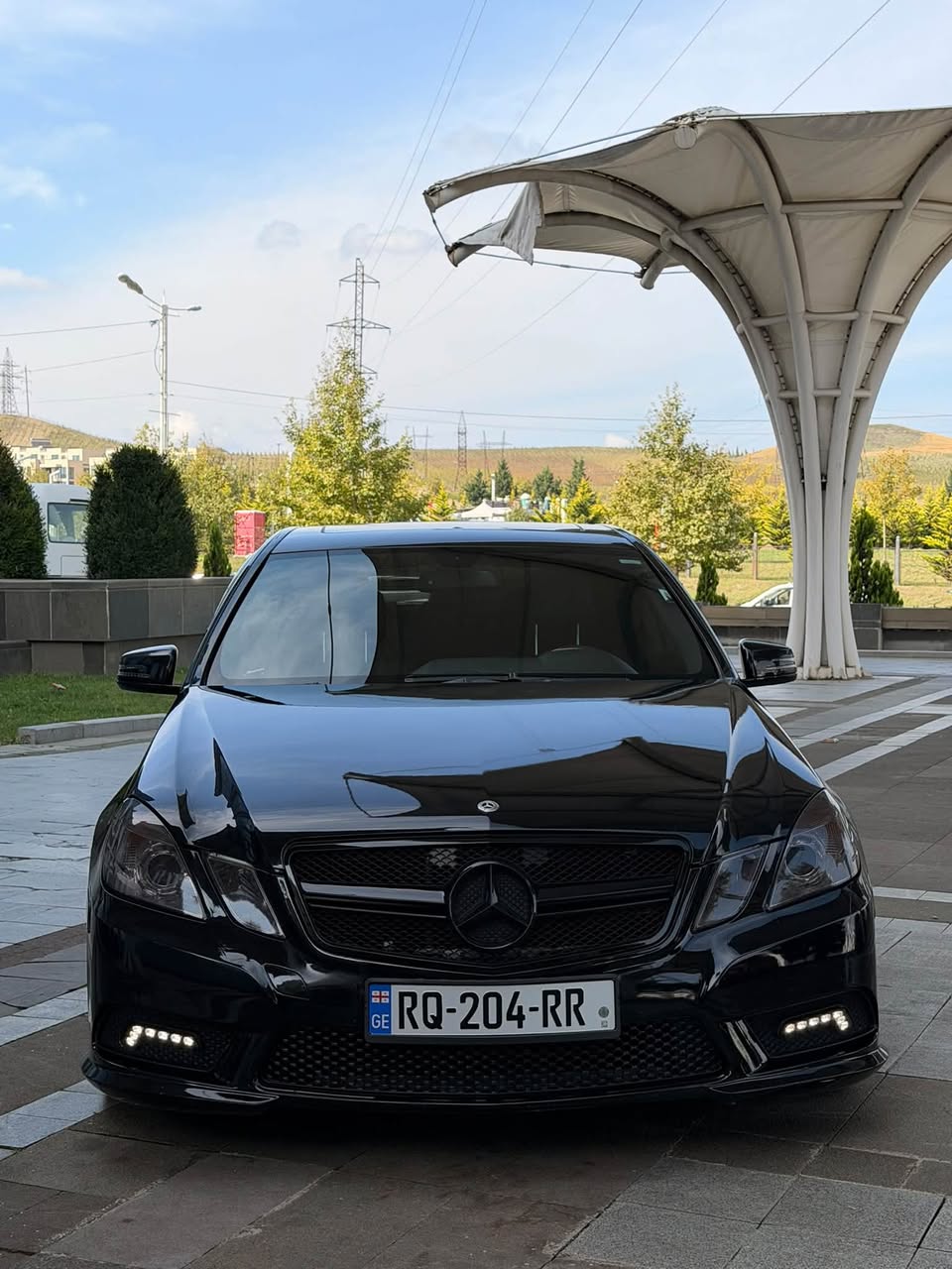 Tiflis'te araba kiralama — 100₾
