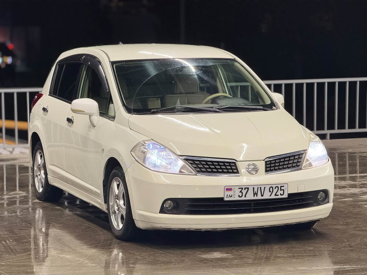 Nissan Tiida 2006