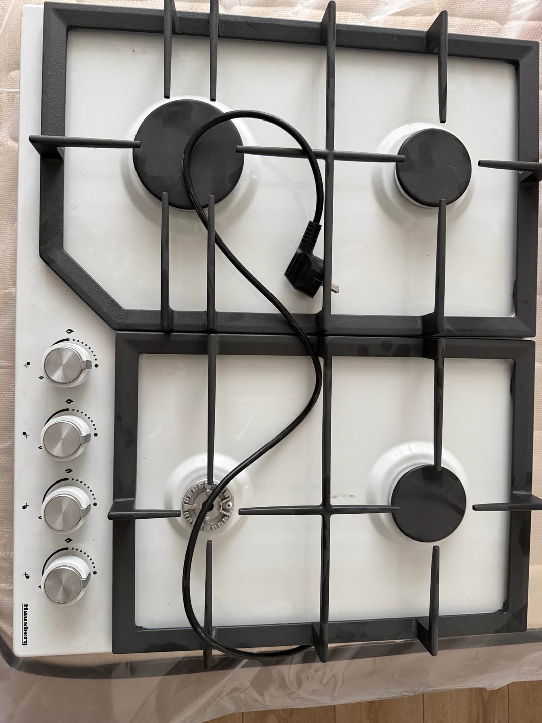 Hansberg gas hob, 4 burners, new
