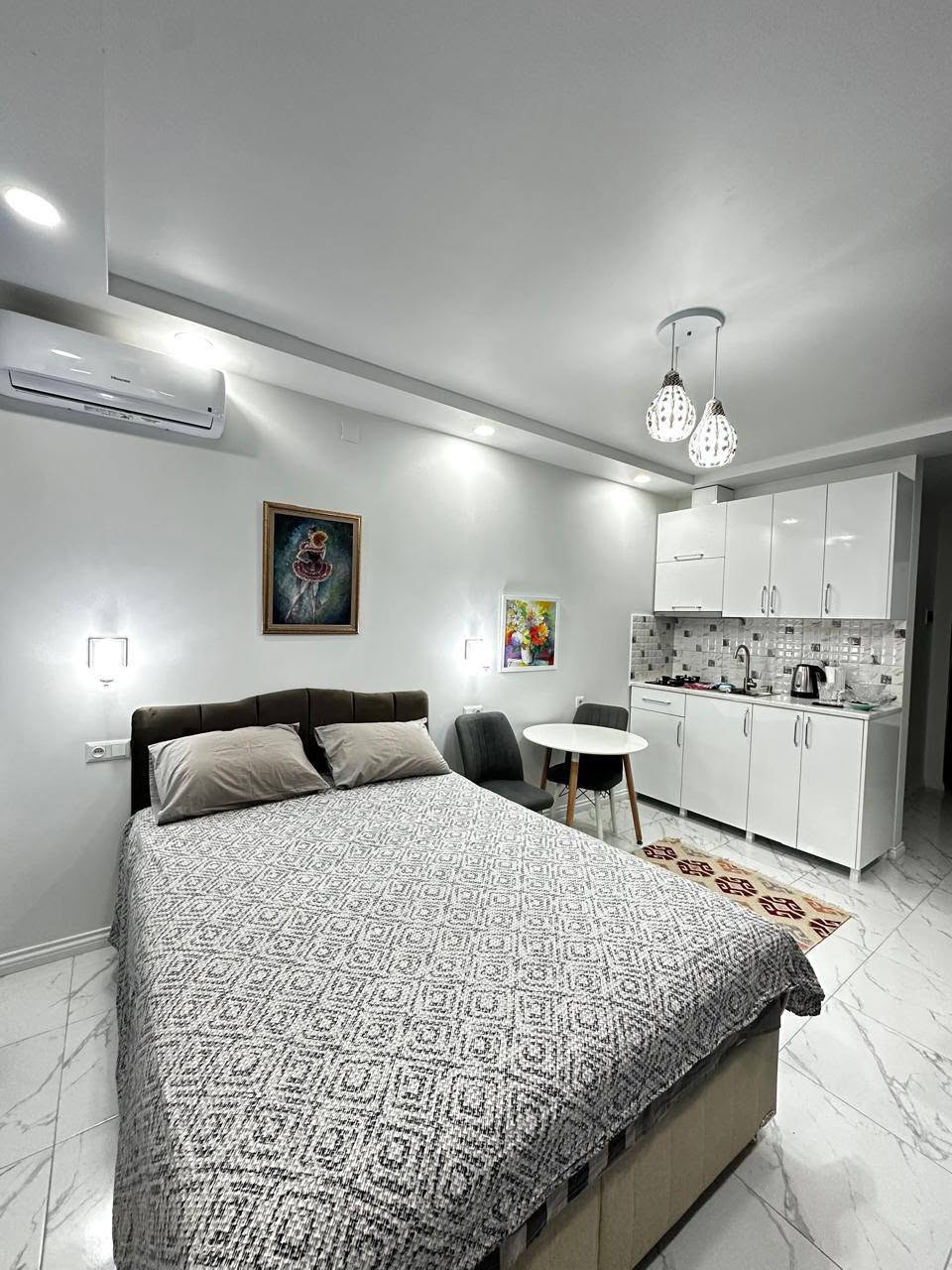 Metro City'nin yanında kiralık stüdyo daire