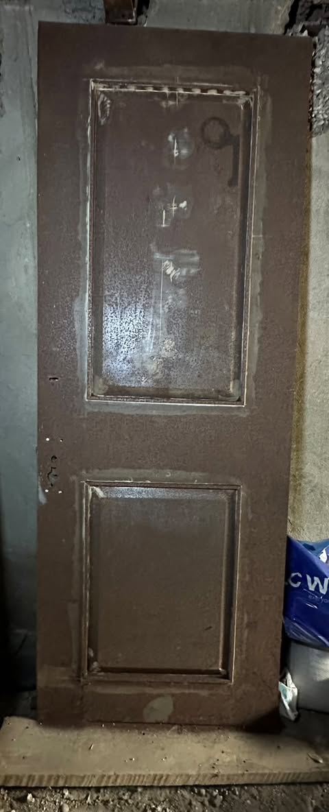 Demir kapı 80/210, çerçeve olmadan