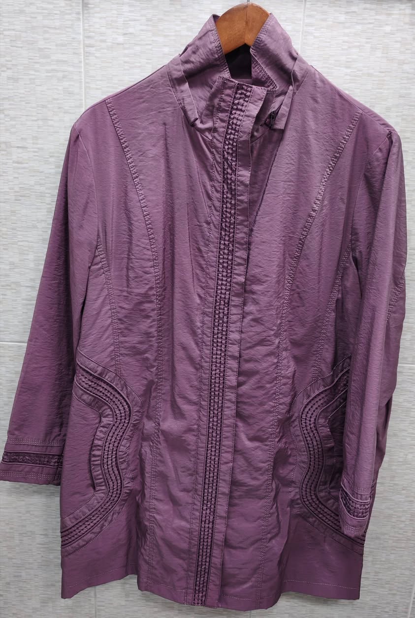 İkinci əl demisəzon paltarı, rəngi liliyə, qiyməti — 8₼