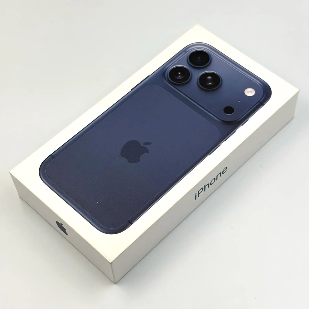 17 pro, battery 100%, 3100 lari