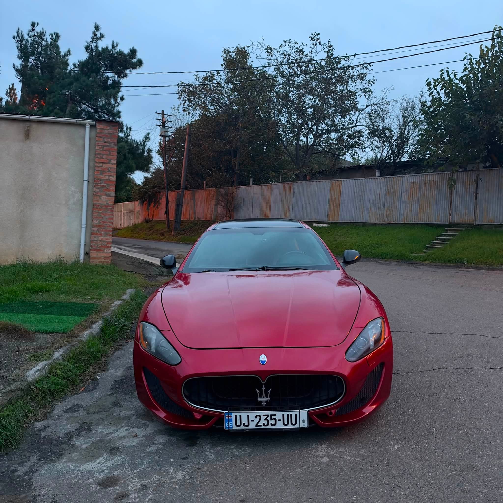 Maserati GranTurismo 2014 — 27,000$