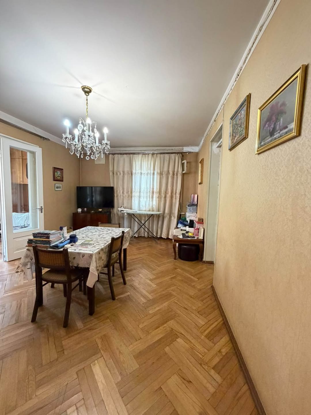 Satılık daire, Tiflis