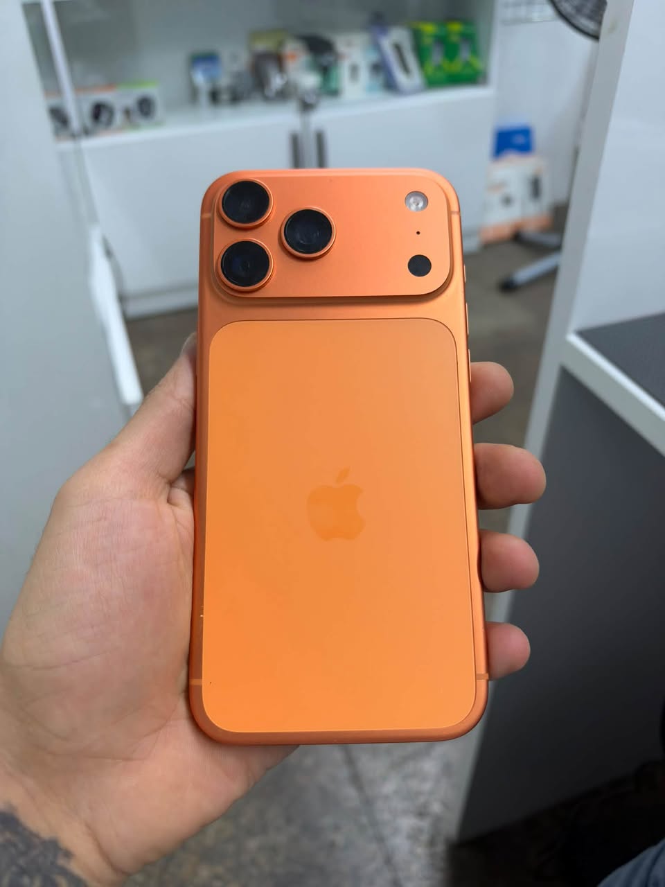 iPhone 17 Pro Max 95% 256Gb 355.000 драмов