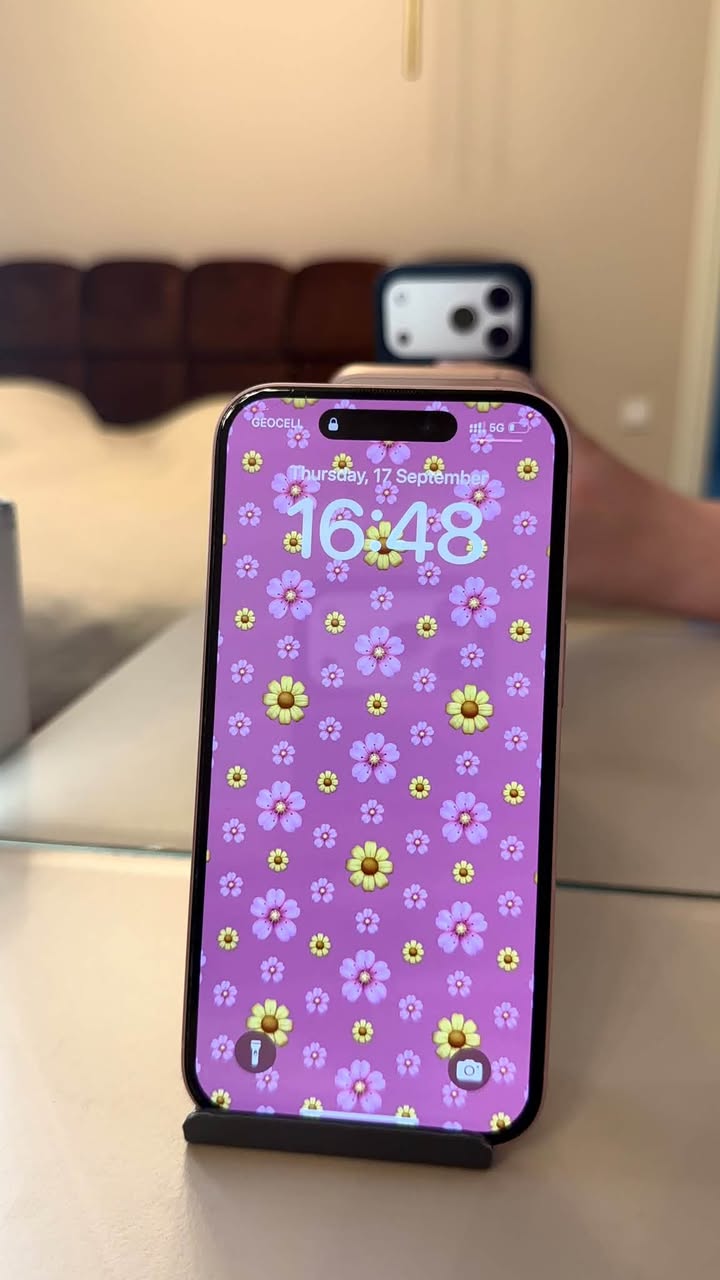 Վաճառվում է iPhone 15 128GB Բաթում լարի - 1,250₾
