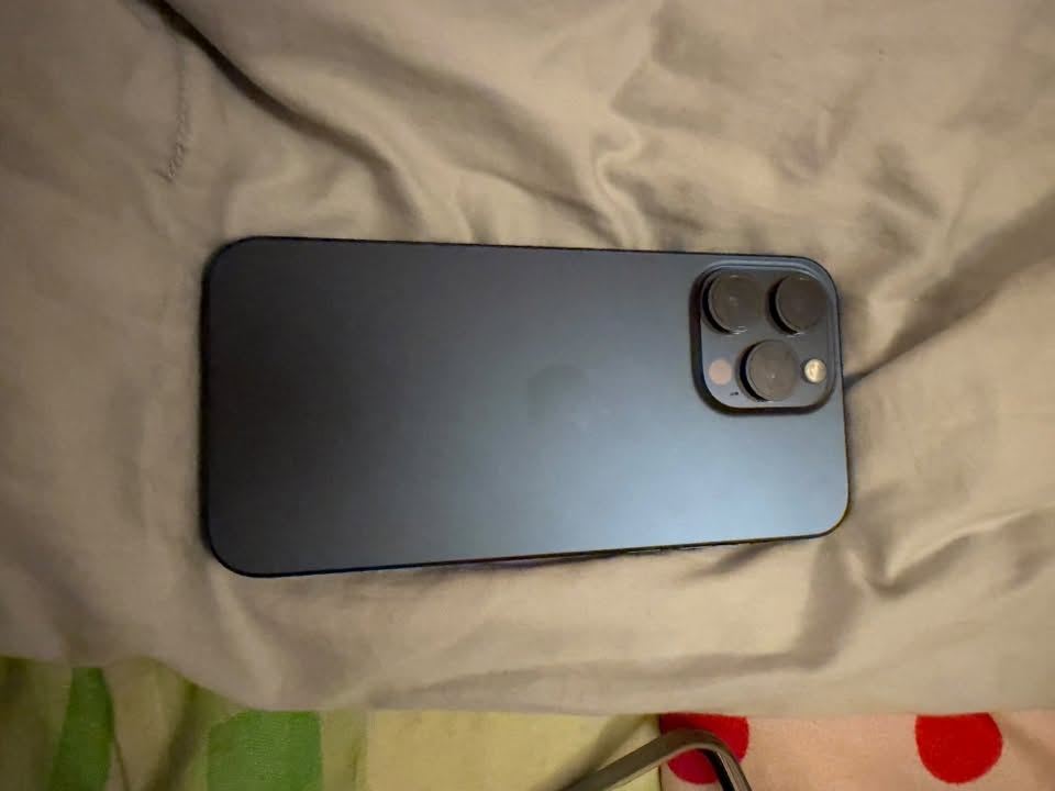 iPhone 15 Pro Max 256GB, 78% battery