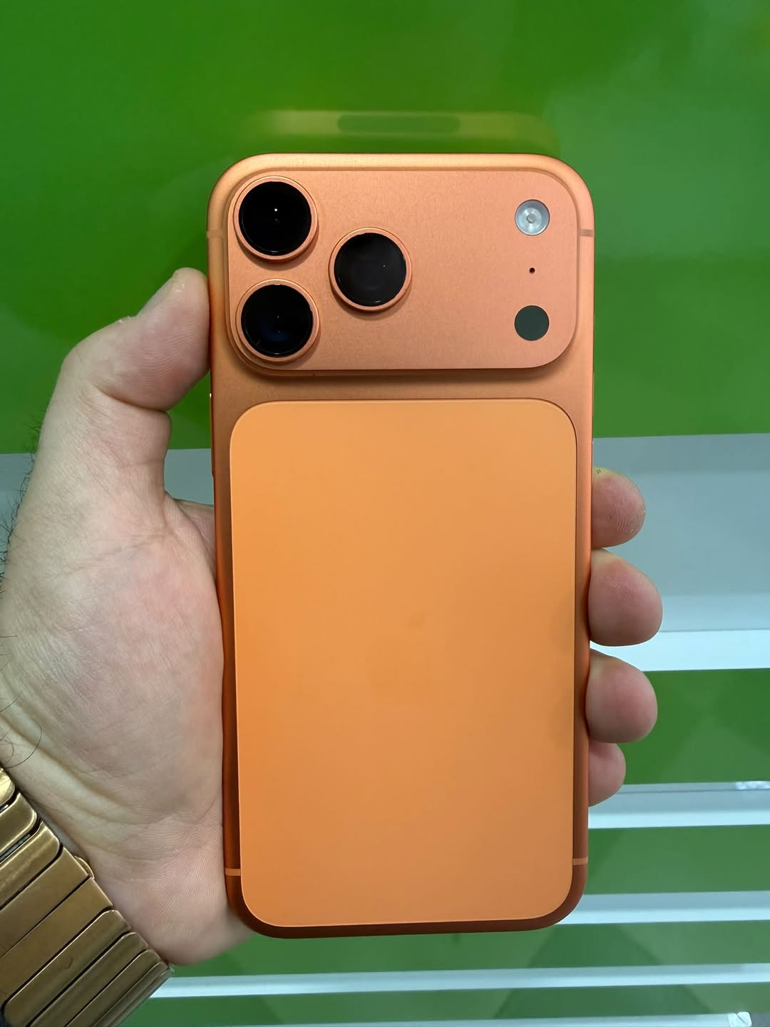 📱 iPhone 17 Pro Max — — 405,000֏