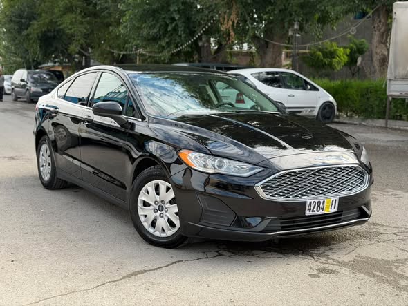Ford Fusion 2020