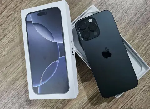 iPhone 16 Pro 256GB, siyah titan