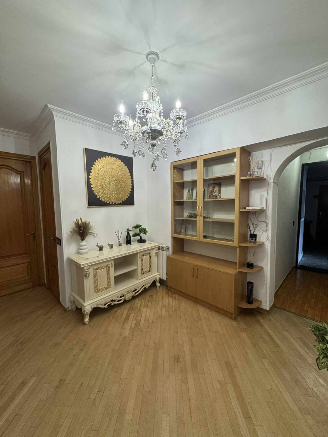 Продаётся срочно квартира в Глдани — Шаурме — 135,000$