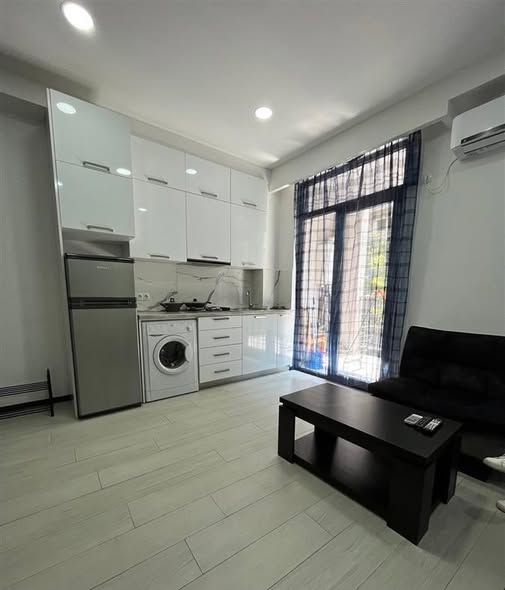 3 otaqlı mənzil kirayə, Tbilisi — $800