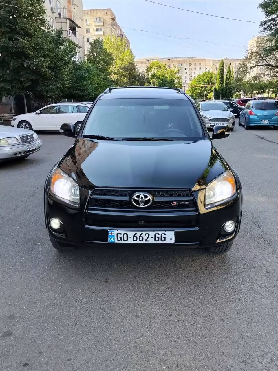 8000$. RusTavida yerləşir. 2010/10 il 2.5