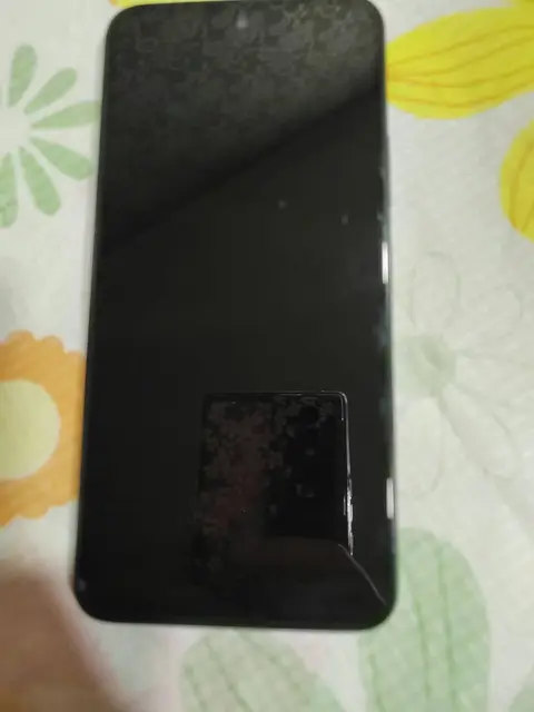 Yeni gibi, 2 ay önce alınan 128gb