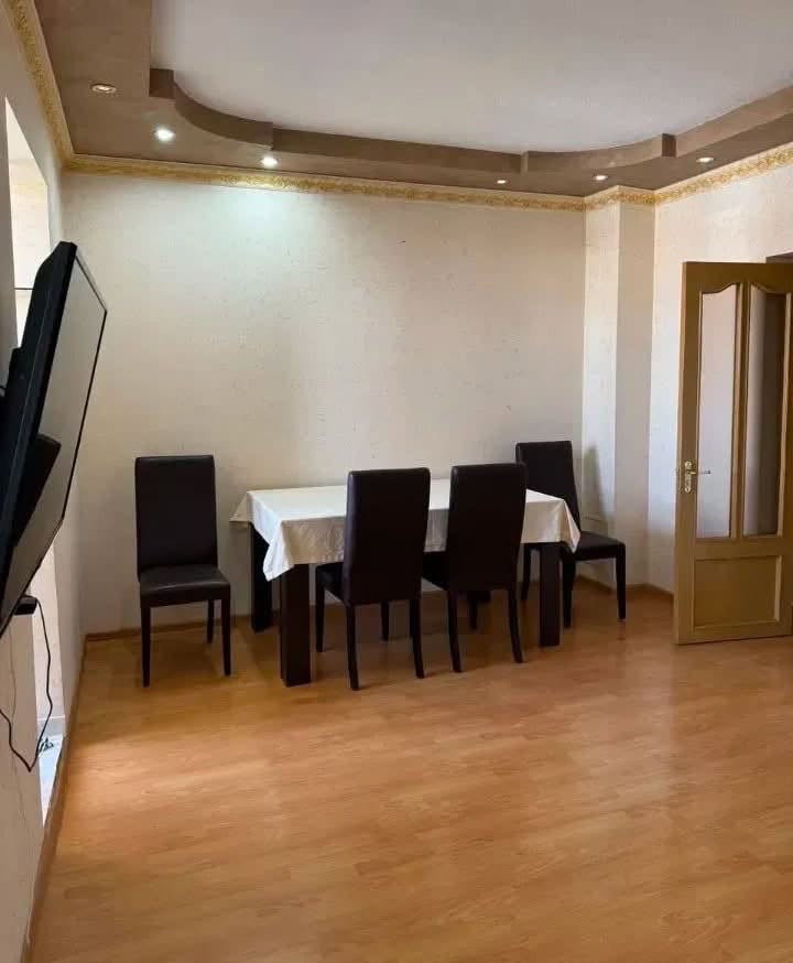 Kiralık 3 oda daire, Erivan - 250,000 ₼