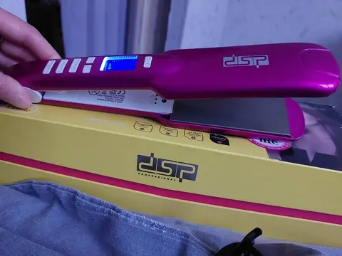 DSP titanium hair straightener, model 10017A