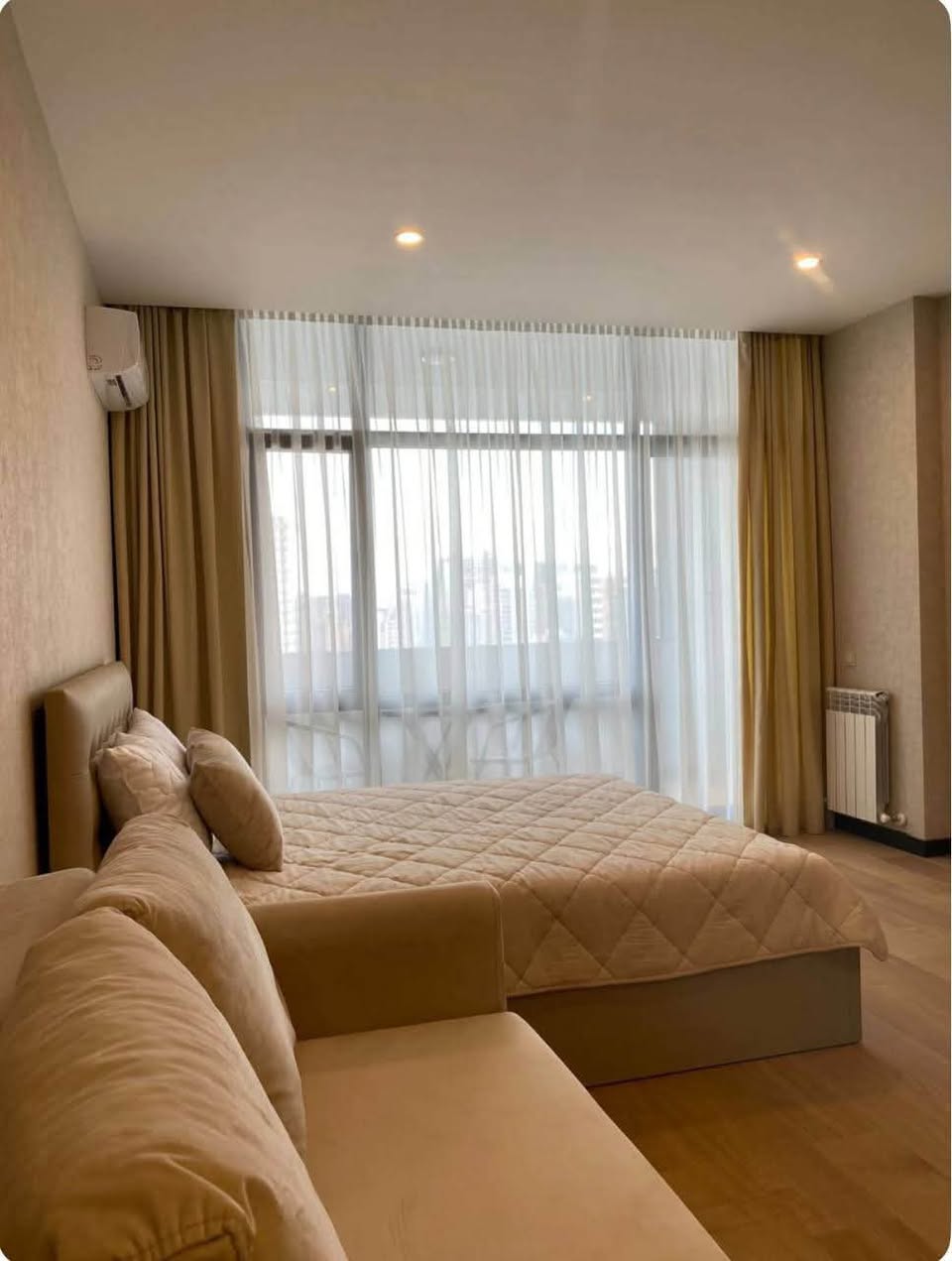 Batumi'de daire kiraya verilmektedir