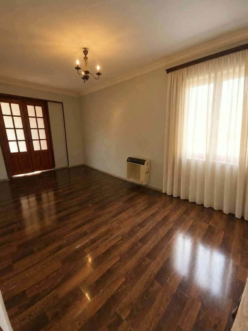 Satılır mənzil, Rustavi — $45,500