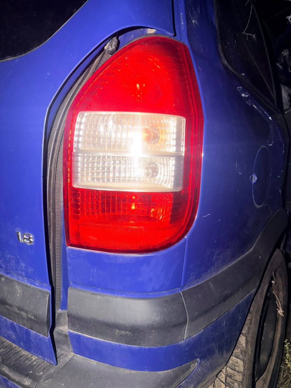 Opel Zafira rear tail light