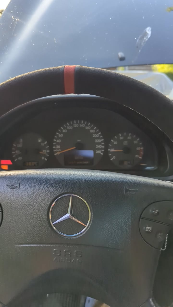 2,0 л. მექანიკა, 4 ბაბინიანი, 2001 год, 27 долларов