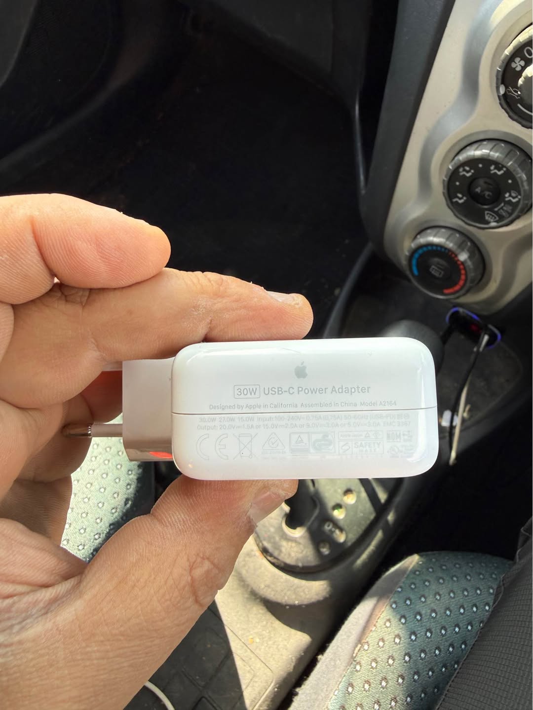 Apple 30W USB-C адаптер питания, оригинал